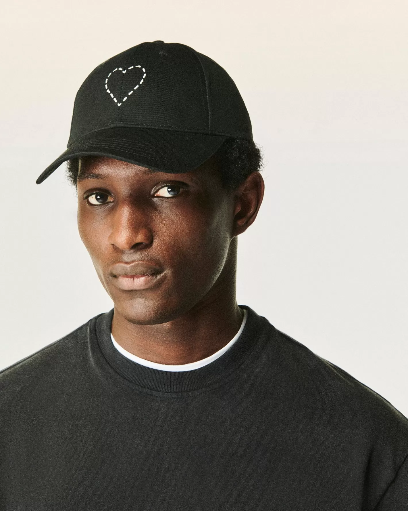 Cappellino Con Visiera Curva Cuore-FROM FUTURE Flash Sale