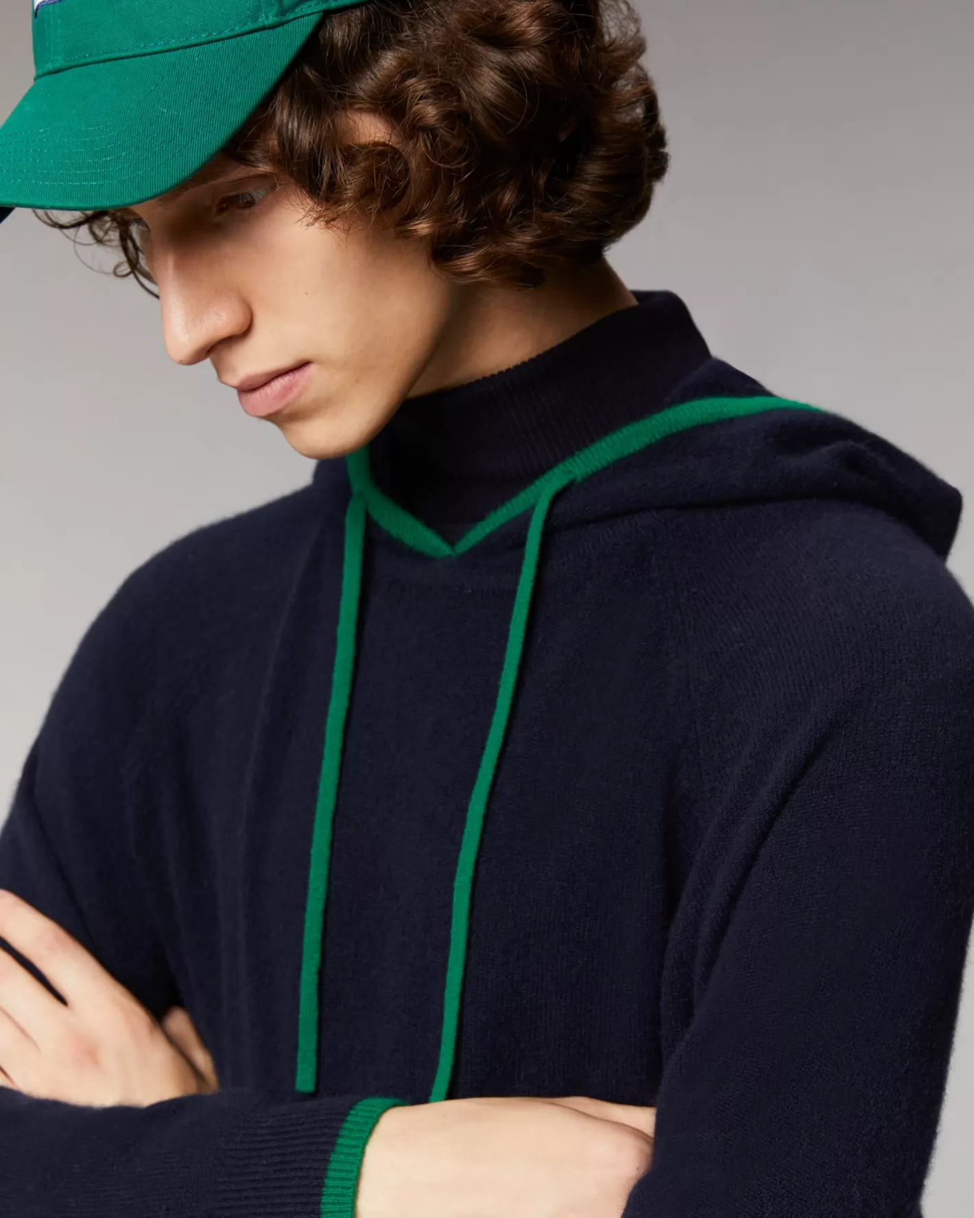 Felpa Leggera Con Cappuccio A Contrasto-FROM FUTURE Shop