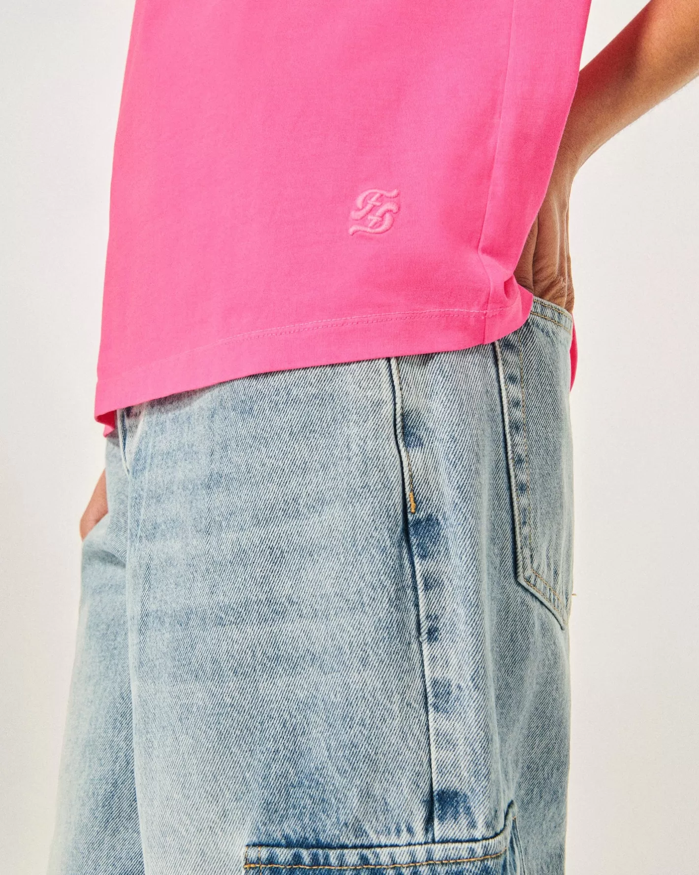 T-Shirt Scollo Tondo Maniche Corte-FROM FUTURE Store