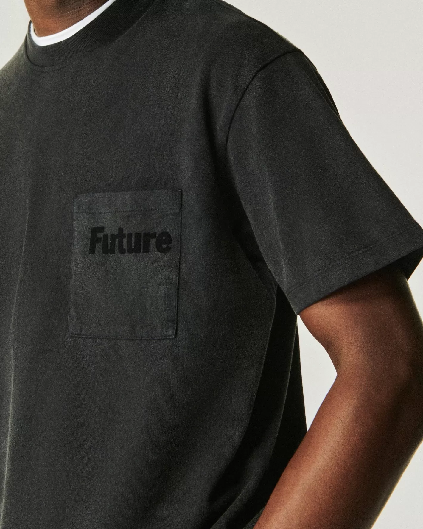 T-shirt Scollo Tondo Tasca-FROM FUTURE Sale